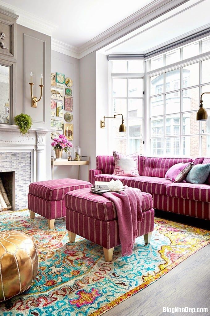 11 Phòng khách ấn tượng với những bộ sofa màu hồng