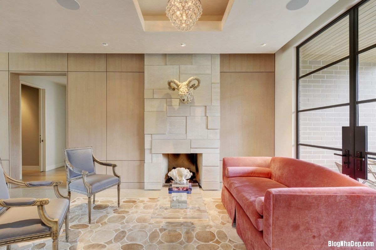 15 Phòng khách ấn tượng với những bộ sofa màu hồng